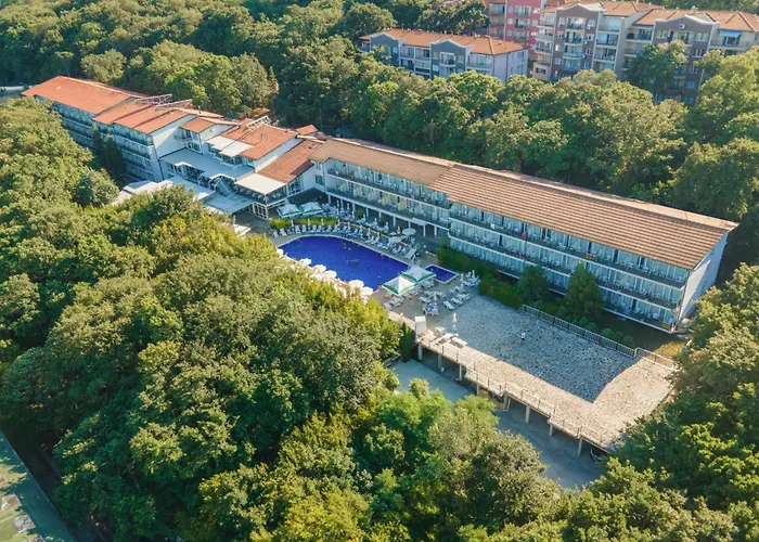 Kini Park Hotel All Inclusive & Free Parking